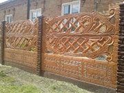 "Бут №2" доломит -2шт + "Готика" доломит низ-1шт + столб 2,2 кор лак + бардюр